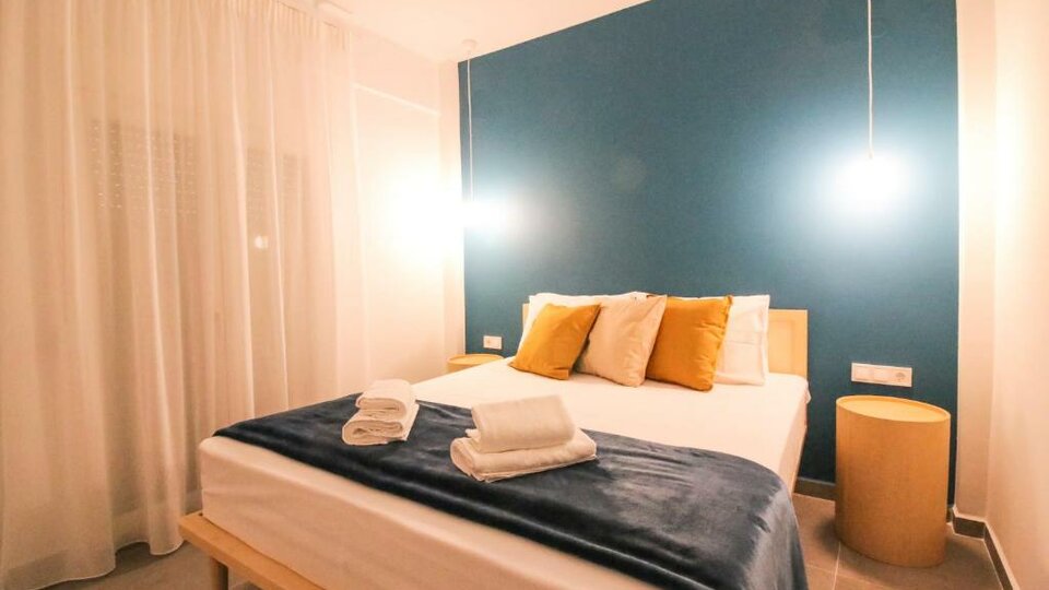 Tiara Holidays - Anemomylos by the sea - 2-Bedroom Apartment Ground floor - bedroom 1